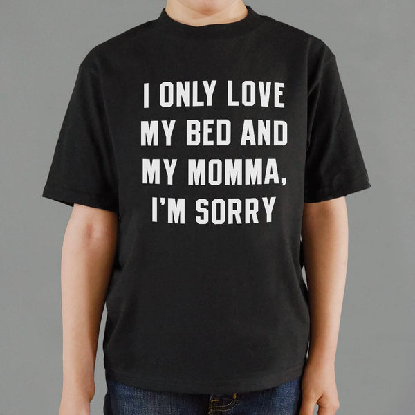 My Bed And My Momma Kids' T-Shirt